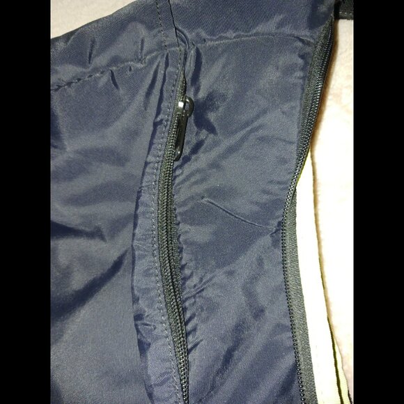 Pacsafe Hobo travel bag - Picture 6 of 8